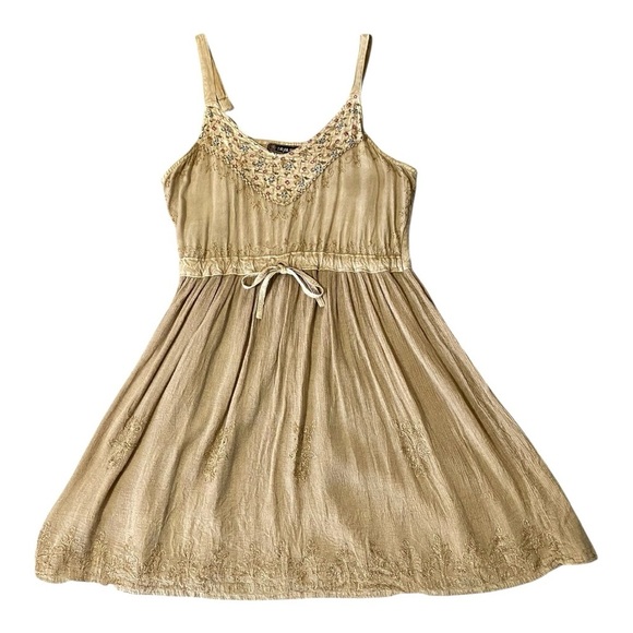 raya sun Dresses & Skirts - Vintage Floral Embroidered Babydoll Dress Beige Whimsical Forest Fairy Peasant